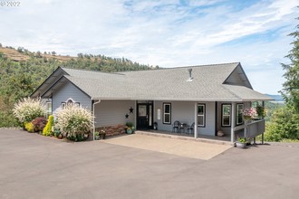 770 San Souci Dr, Roseburg, OR, 97471