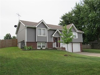 903 Parkridge St, Harrisonville, MO, 64701