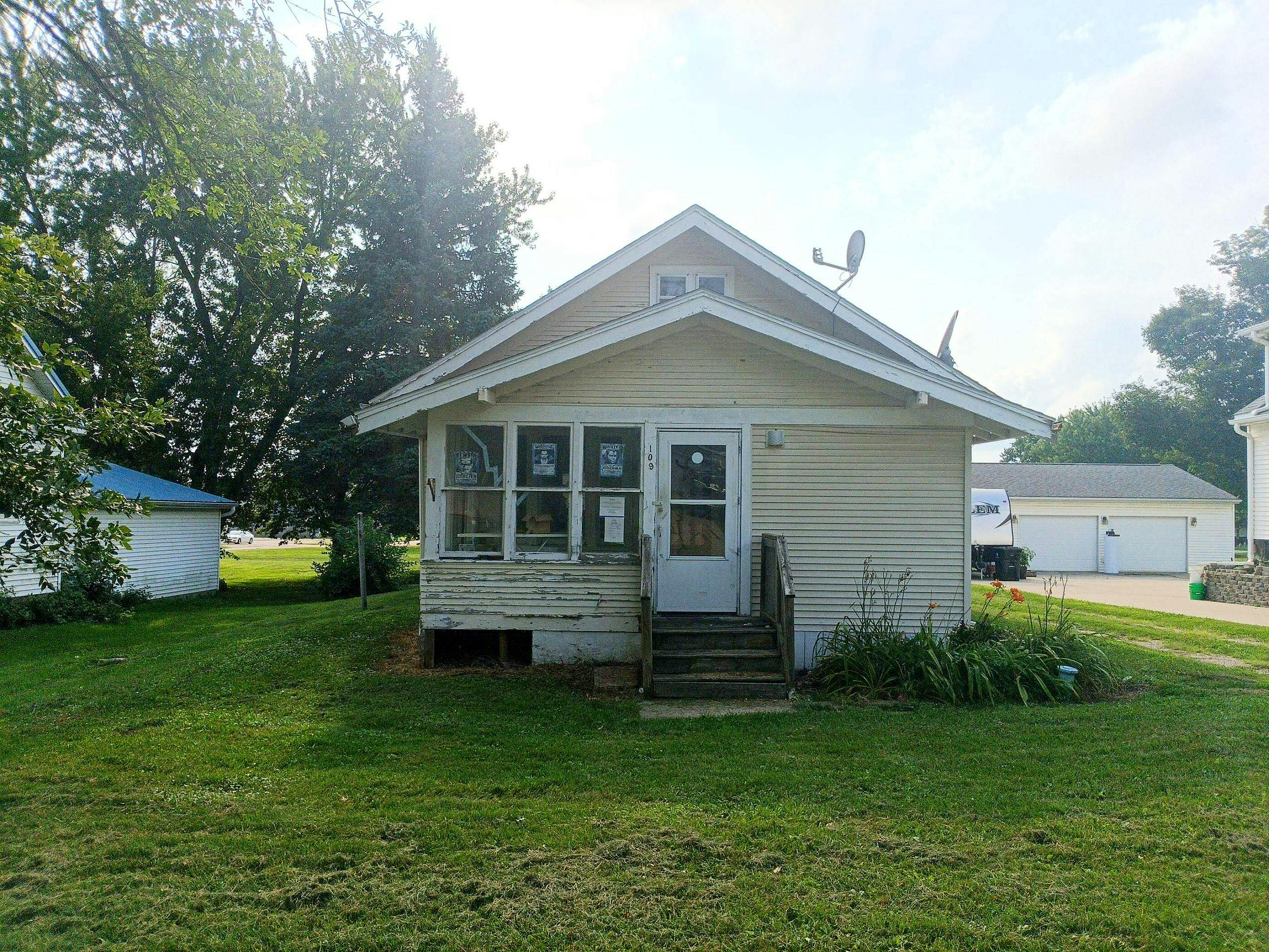 Main image