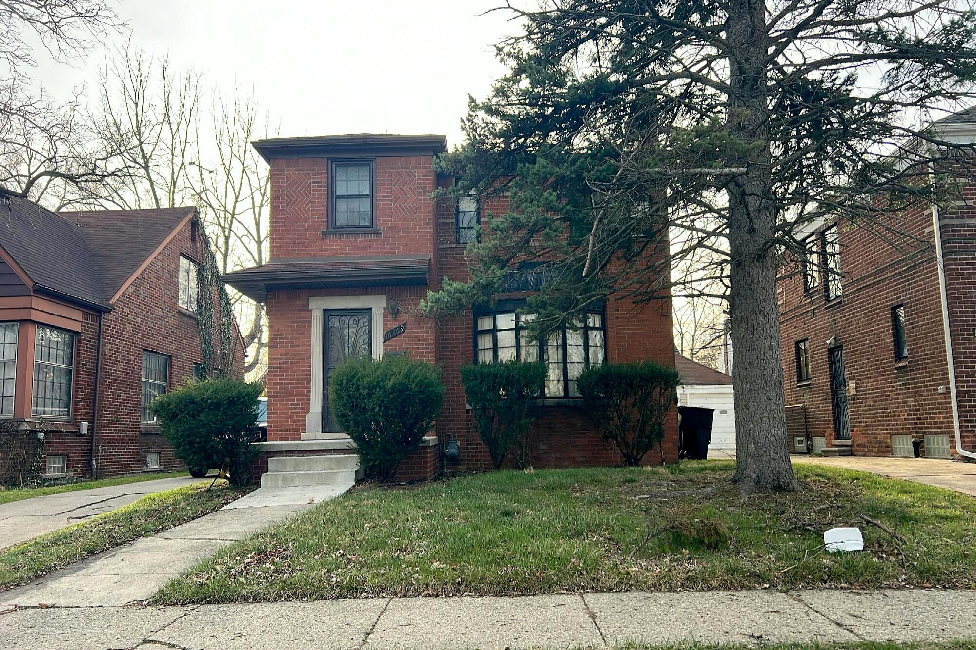 Main image