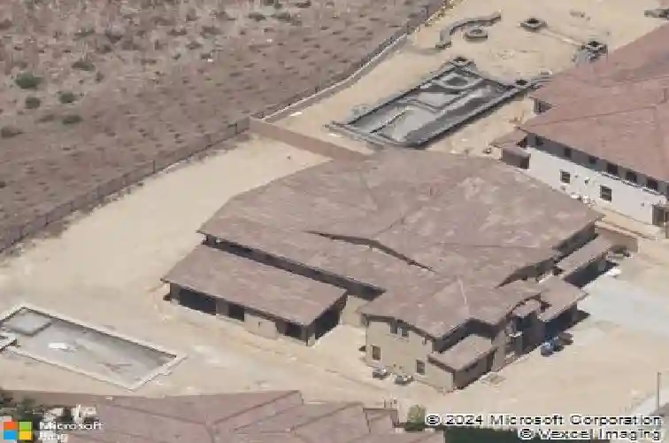 Main image