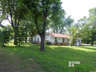 402 Lancaster Ave, Mountain View, AR, 72560
