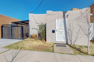 7th St Sw, Albuquerque, NM, 87102