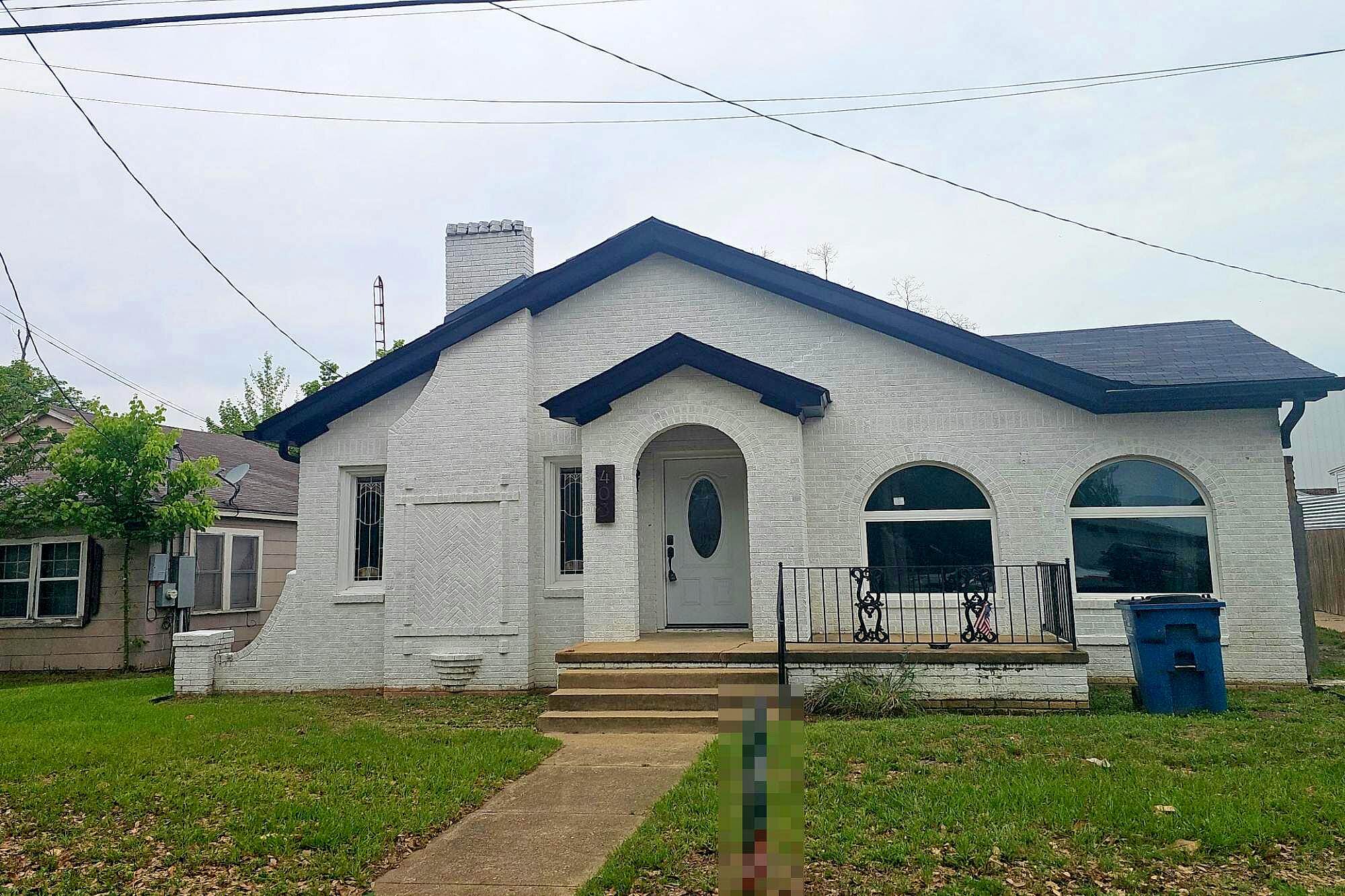 Main image