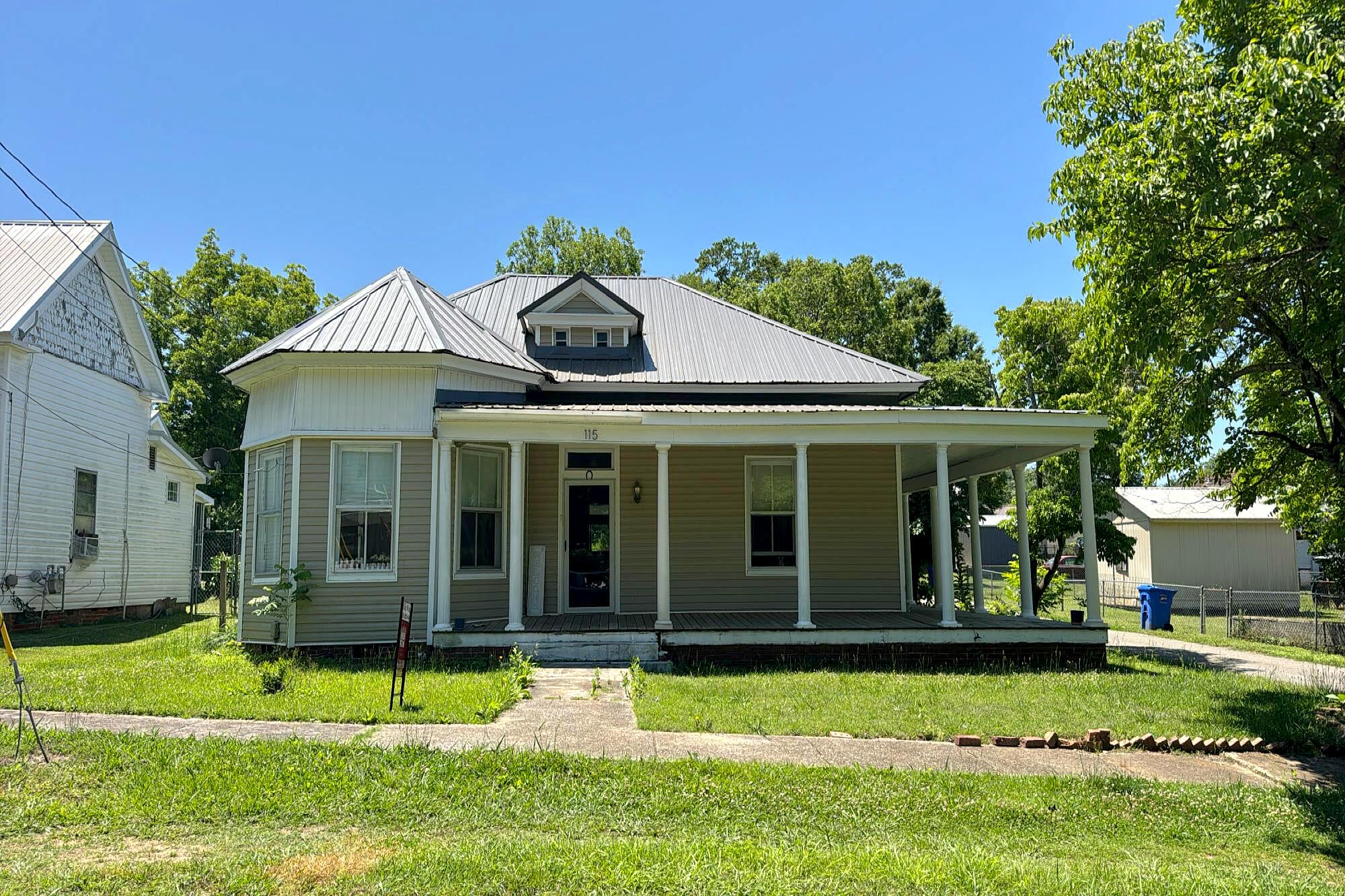 Main image