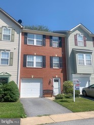 Quince Tree Dr, Martinsburg, WV, 25403