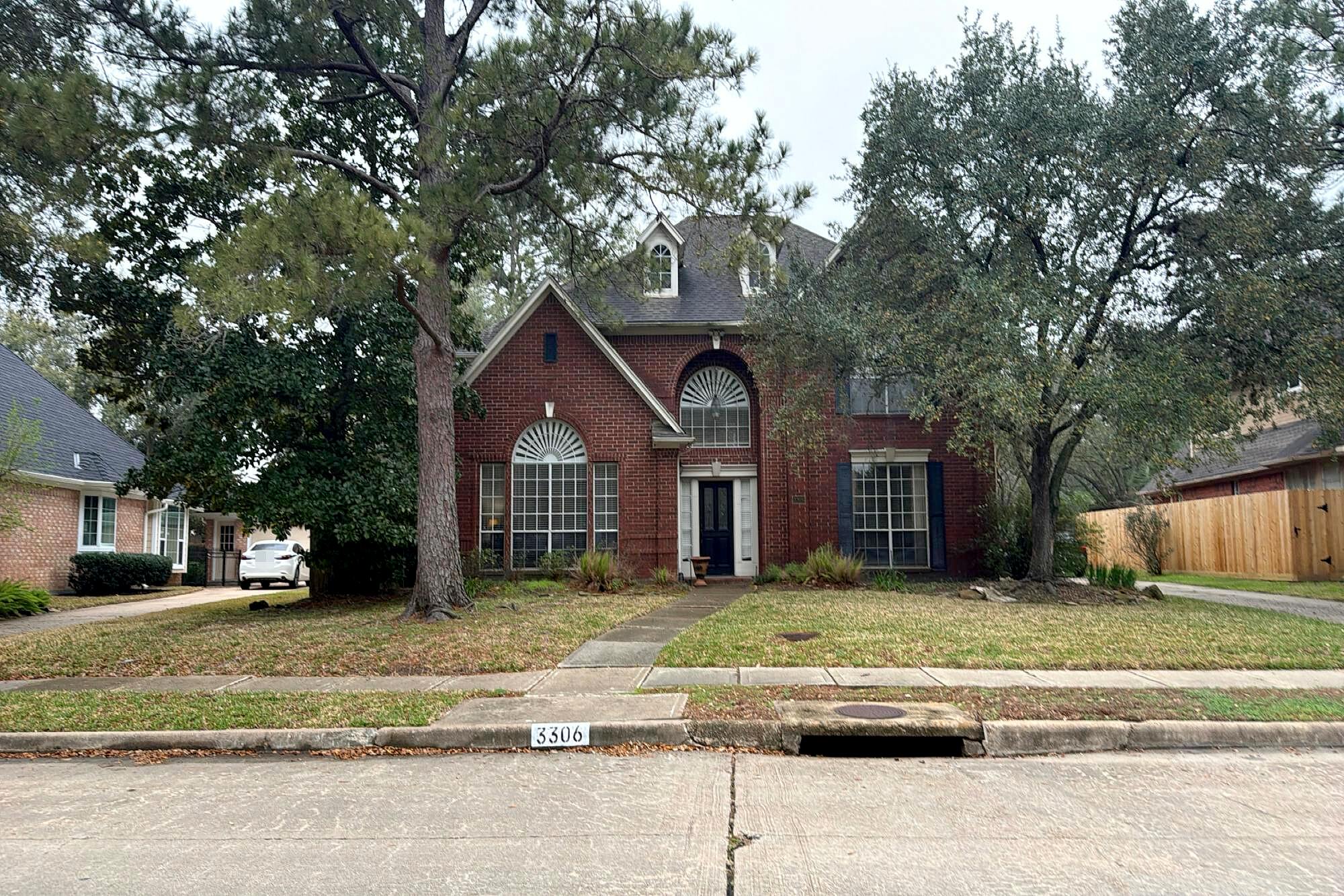Main image