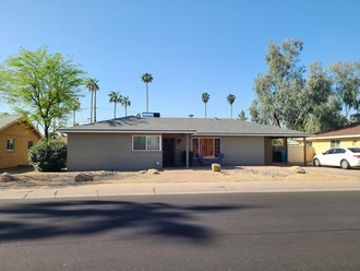 W Highland Ave, Phoenix, AZ, 85015