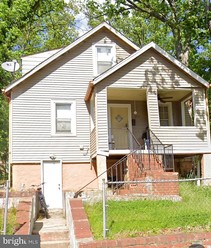 Alton St, Capitol Heights, MD, 20743