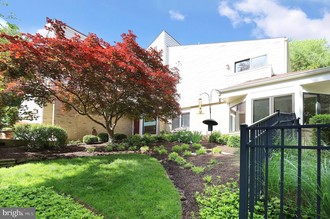 11308 Full Cry Ct, Oakton, VA, 22124