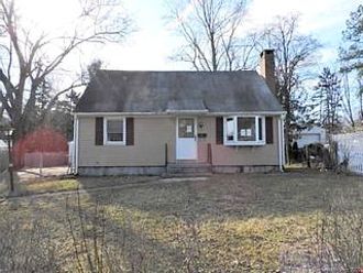 Fisher Rd, Middletown, CT, 06457