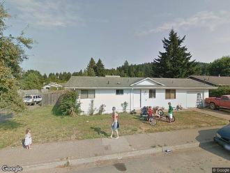 S 16th St, Cottage Grove, OR, 97424