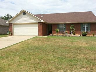 604 Nikolas St, Lavaca, AR, 72941