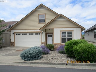 511 Wildcat Canyon Rd, Sutherlin, OR, 97479