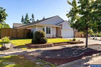 2188 Baines Blvd, Hubbard, OR, 97032