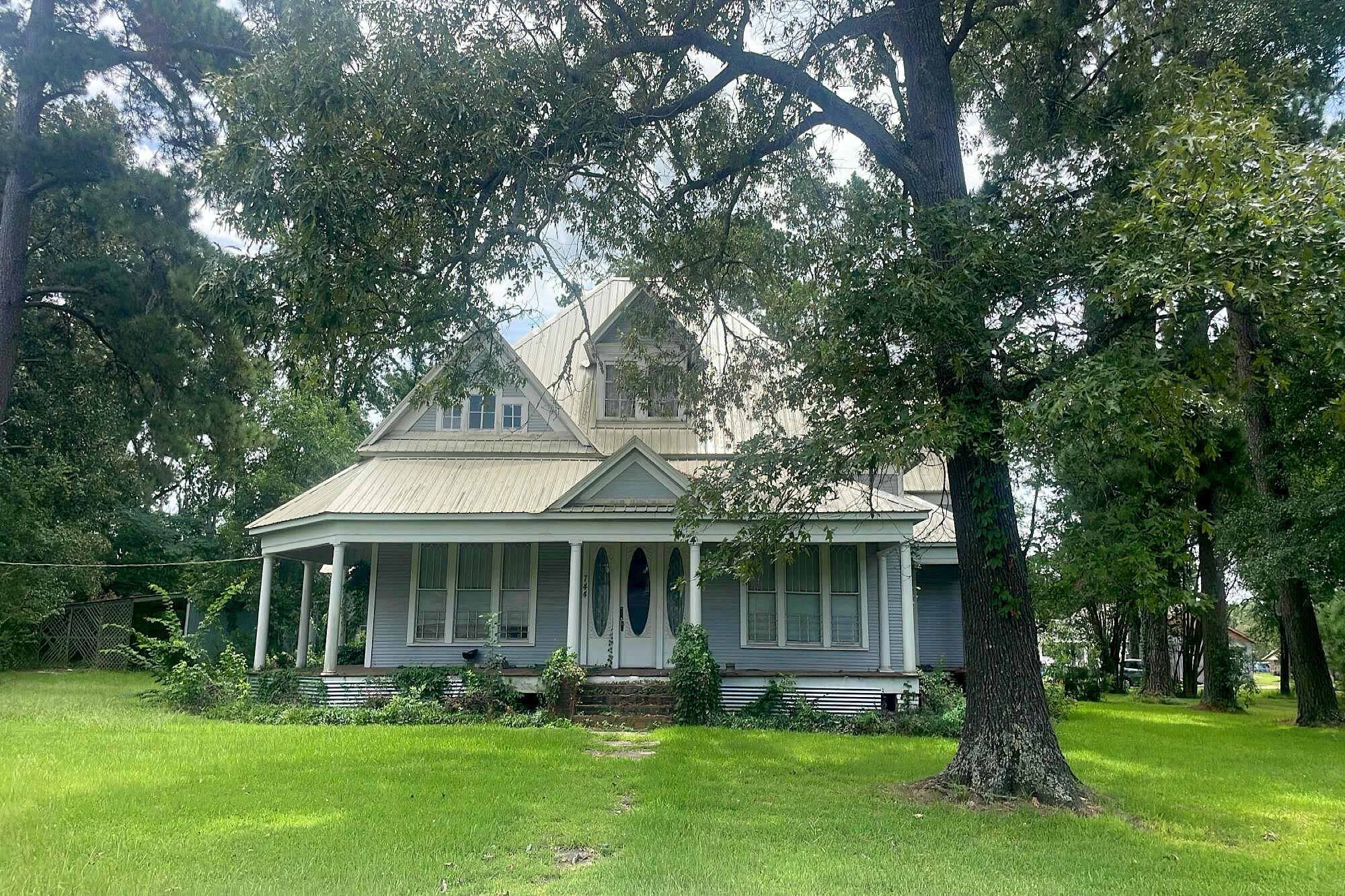Main image