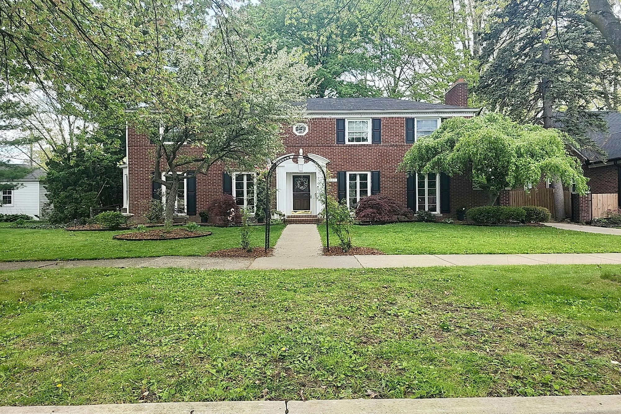 Main image