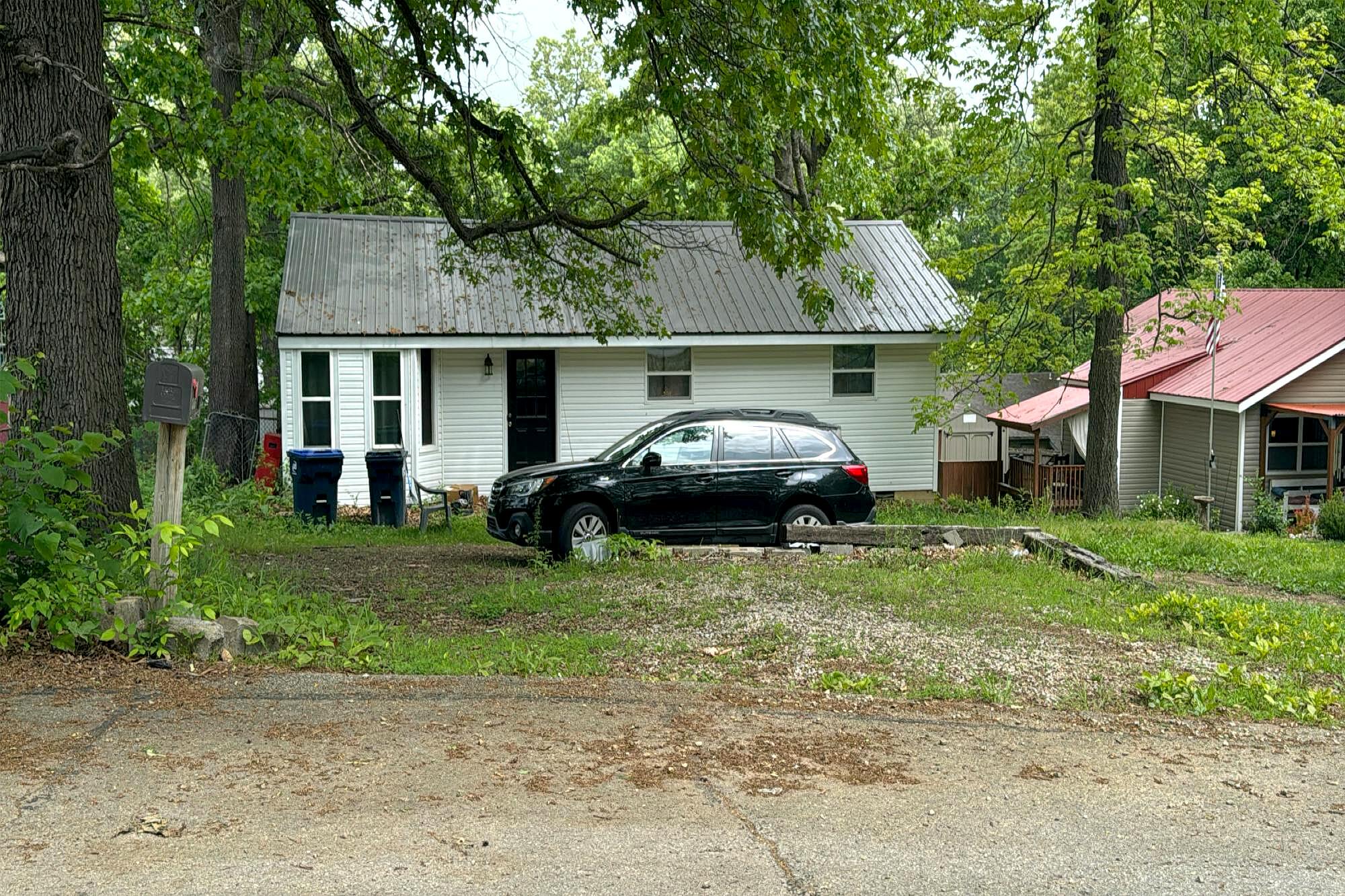 Main image