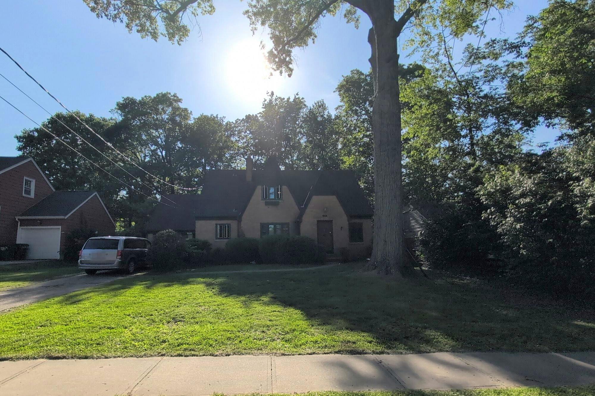 Main image
