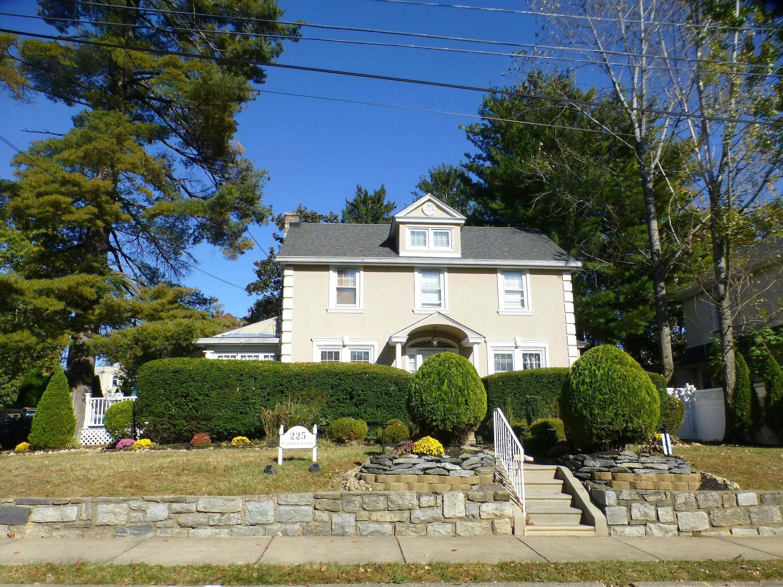 Main image
