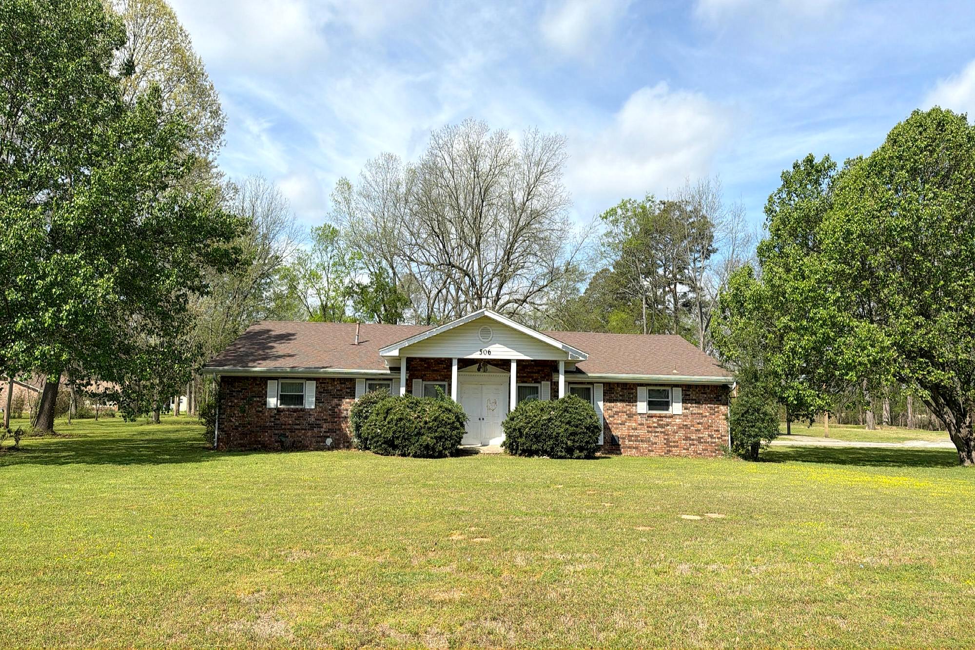 Main image