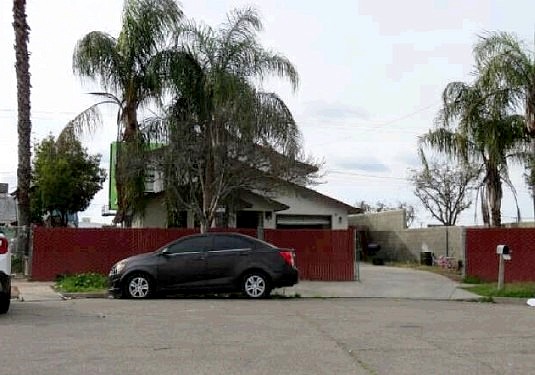 Main image