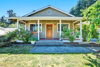 938 Nw Camano Dr, Camano Island, WA, 98282
