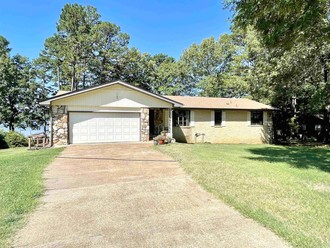 1007 Edgewater Dr, Horseshoe Bend, AR, 72512