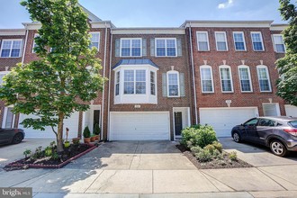 1641 Treetop View Ter, Silver Spring, MD, 20904