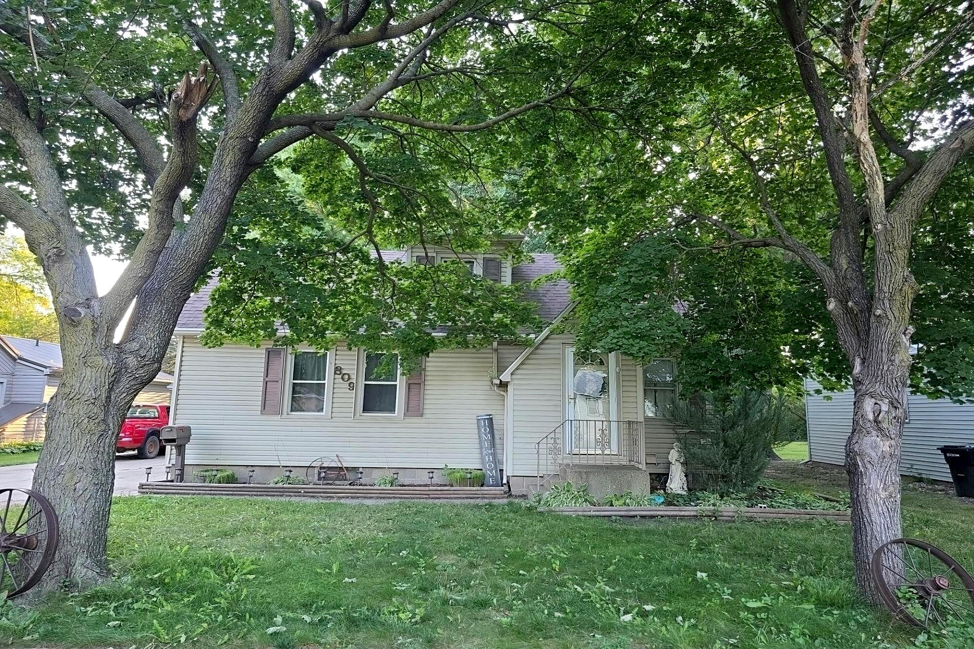 Main image
