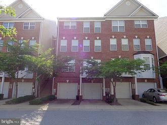 2813 Forest Run Dr, District Heights, MD, 20747