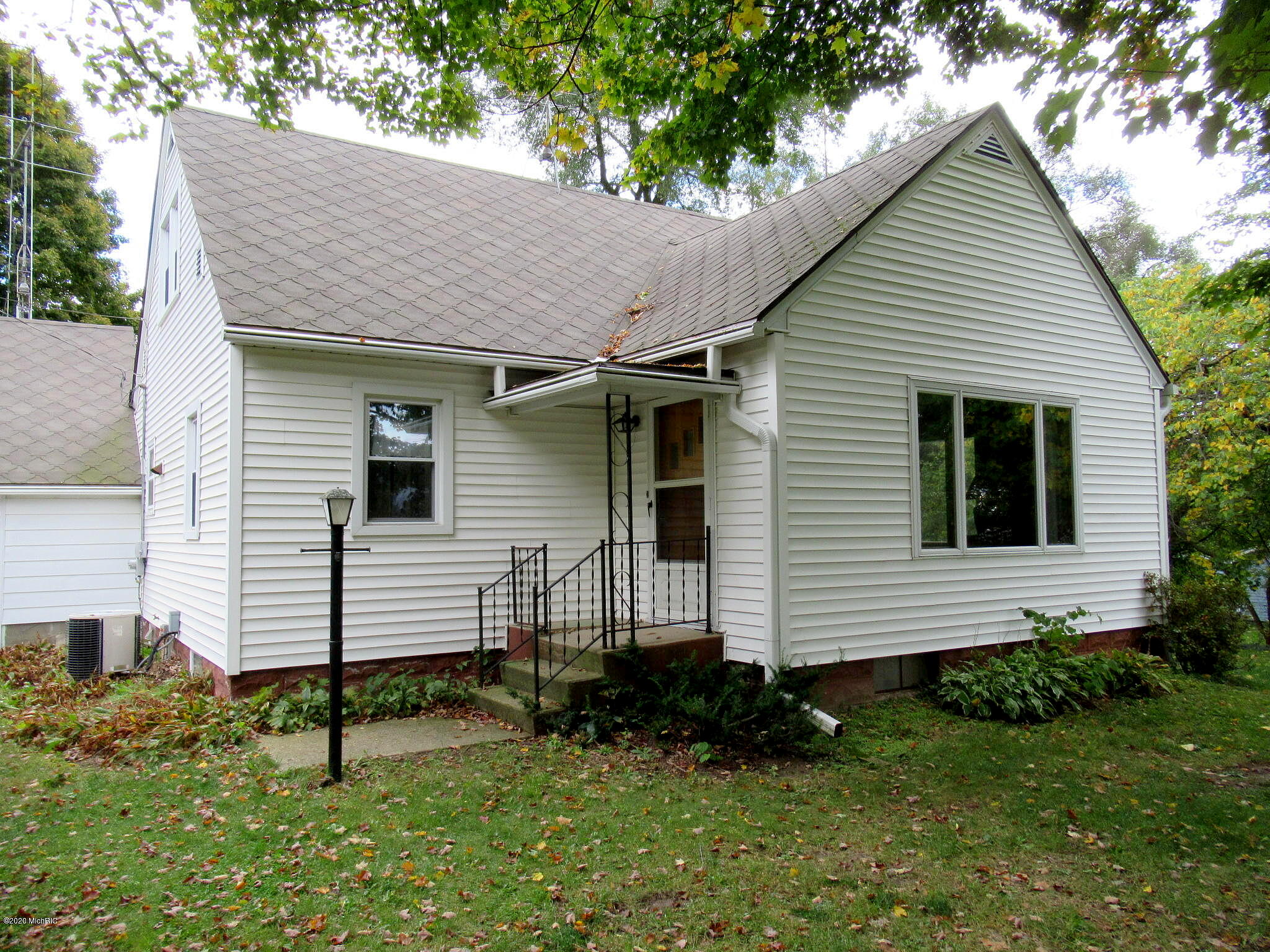 Main image