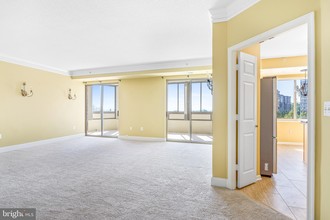 19365 Cypress Ridge Ter Unit 111, Lansdowne, VA, 20176