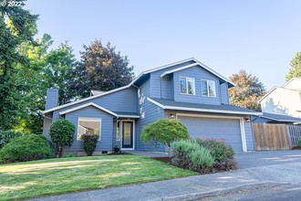 14289 Se Christenson Ct, Clackamas, OR, 97015