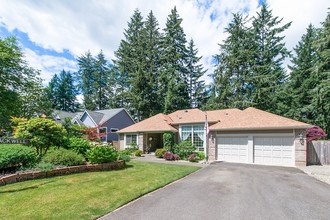 1390 E Old Ranch Rd, Allyn, WA, 98524