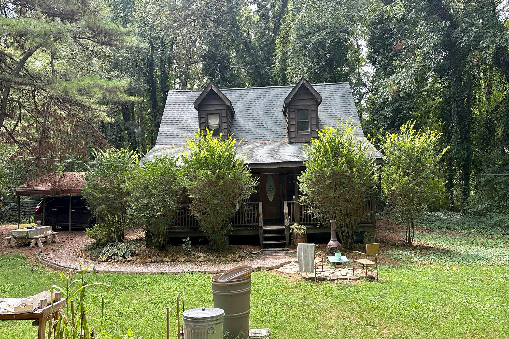 Main image