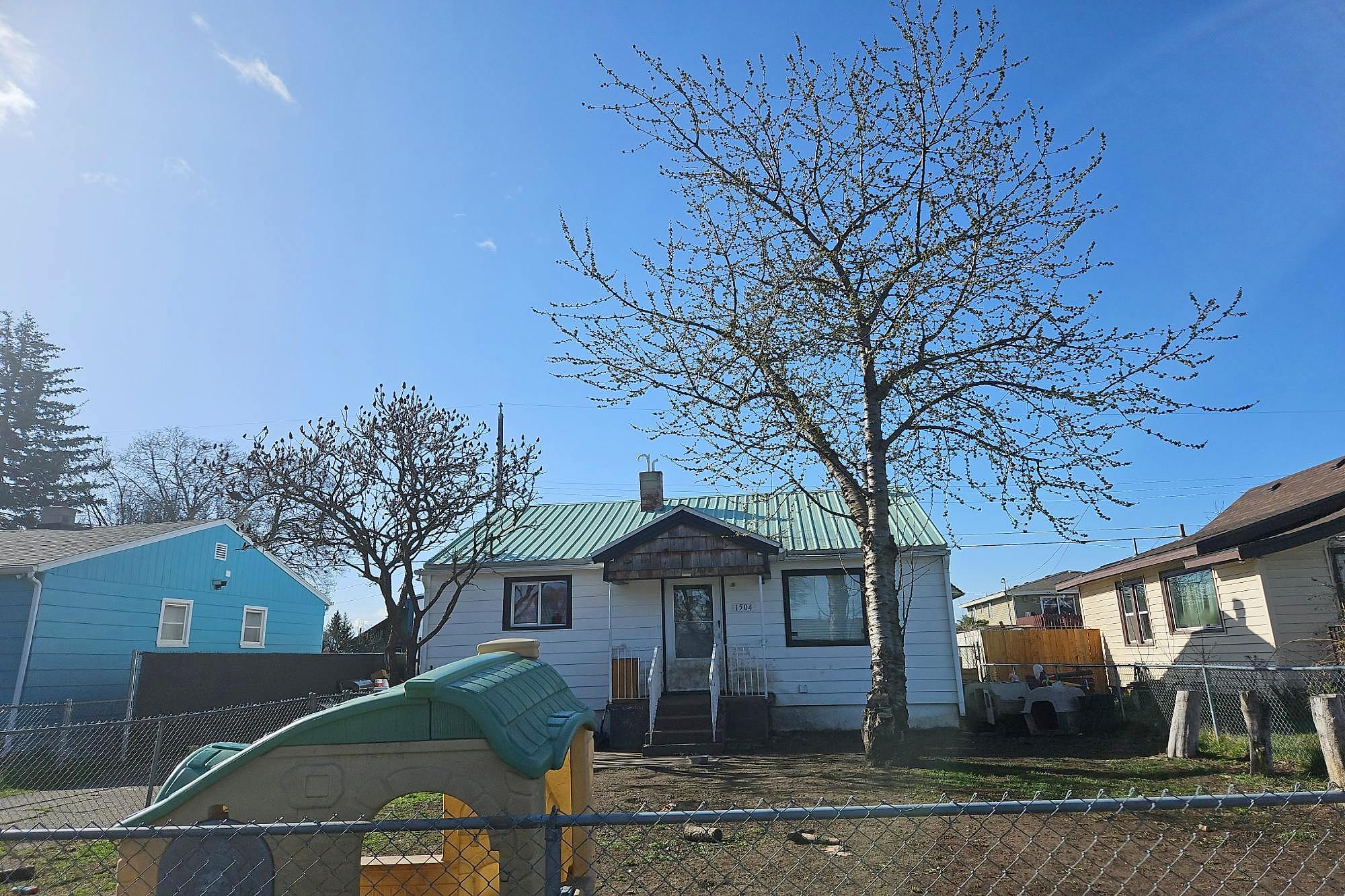 Main image