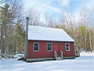 Mary Rowe Dr, Hillsboro, NH, 03244