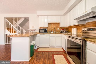 7810 Fairborn Ct, Rockville, MD, 20855