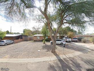 E La Cienega St, Tucson, AZ, 85712