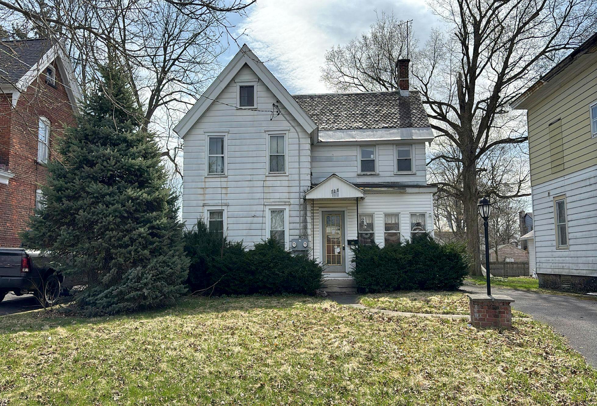 Main image