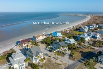 66 Harbor Dr N, Saint Helena Island, SC, 29920