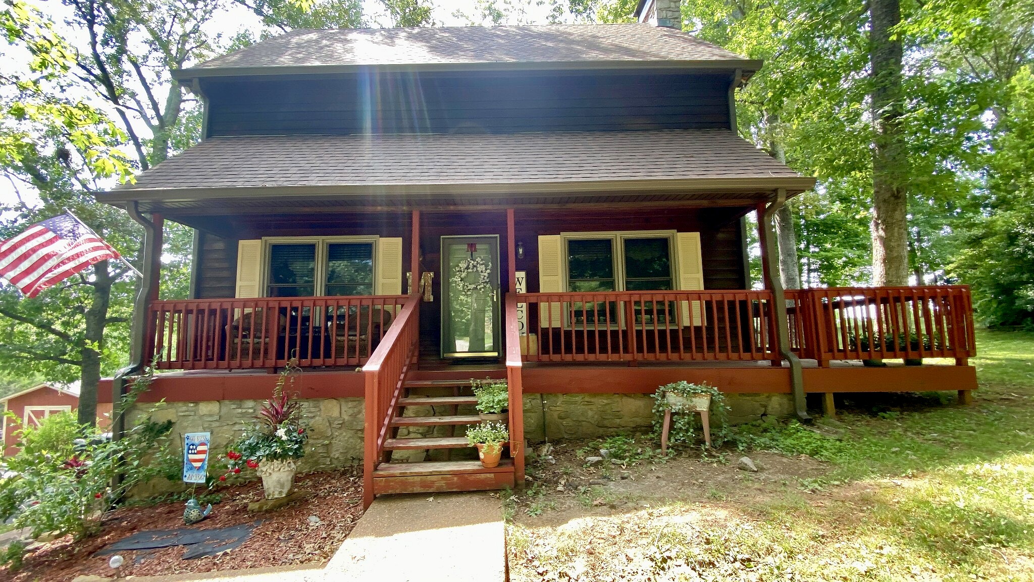 Main image