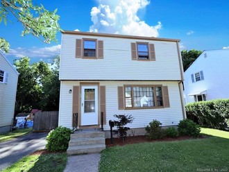 62 Hawthorne St, Manchester, CT, 06042
