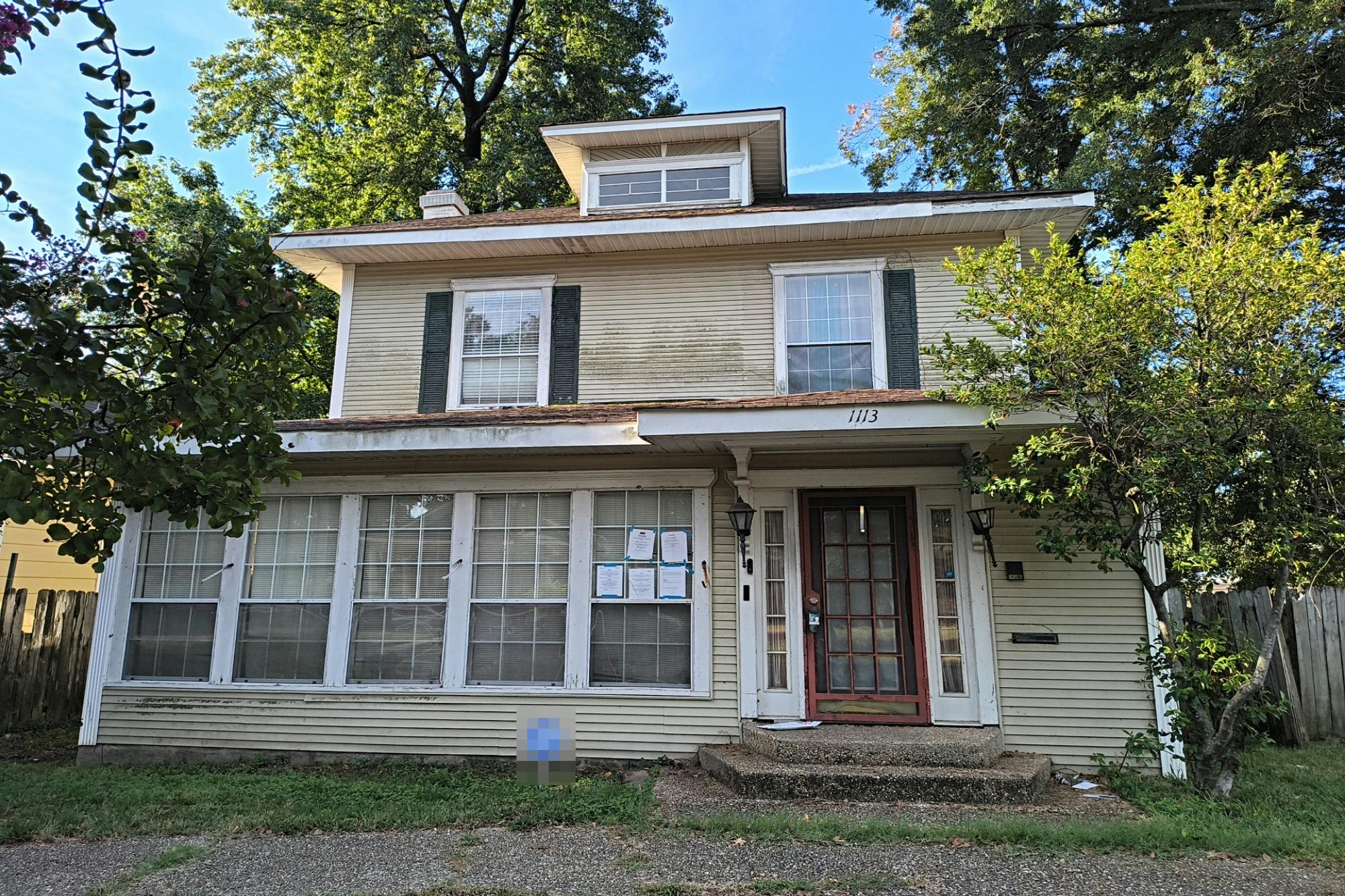 Main image